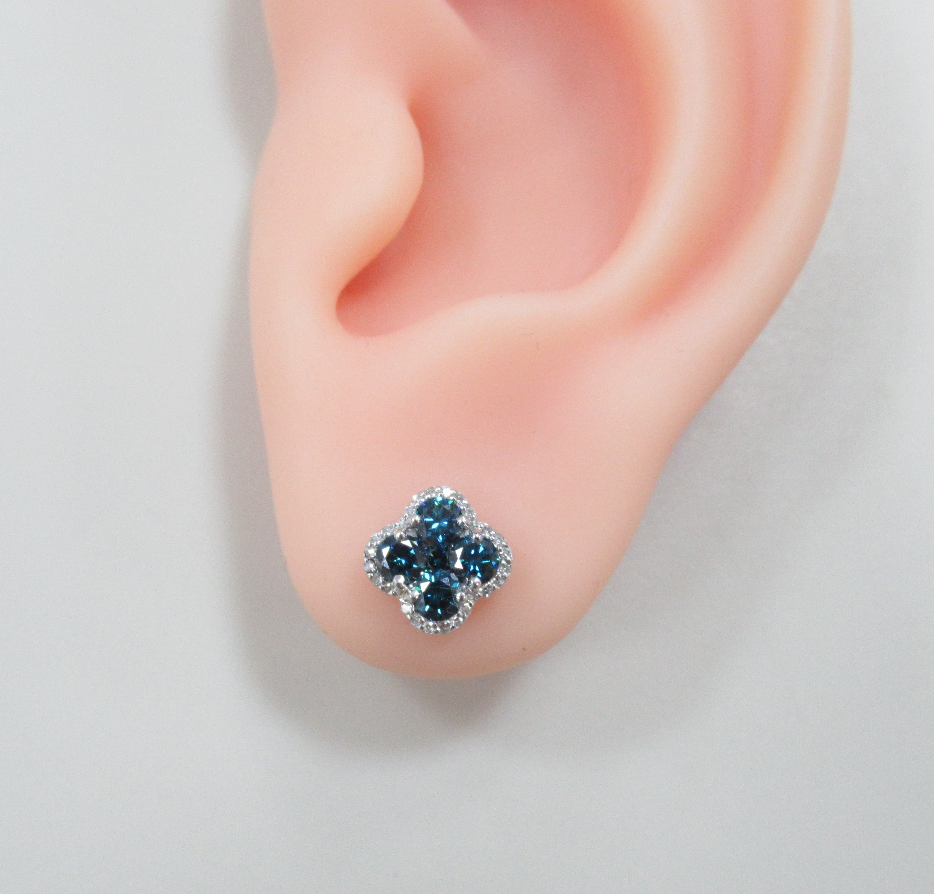 10511-001084 Серьги (Au 585)